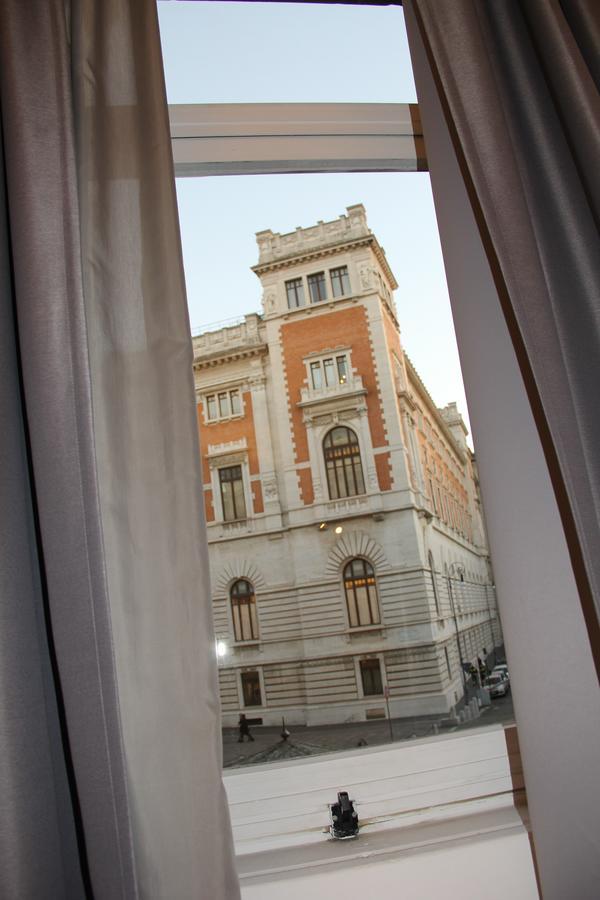 Abagnale Home Montecitorio Rome Bagian luar foto