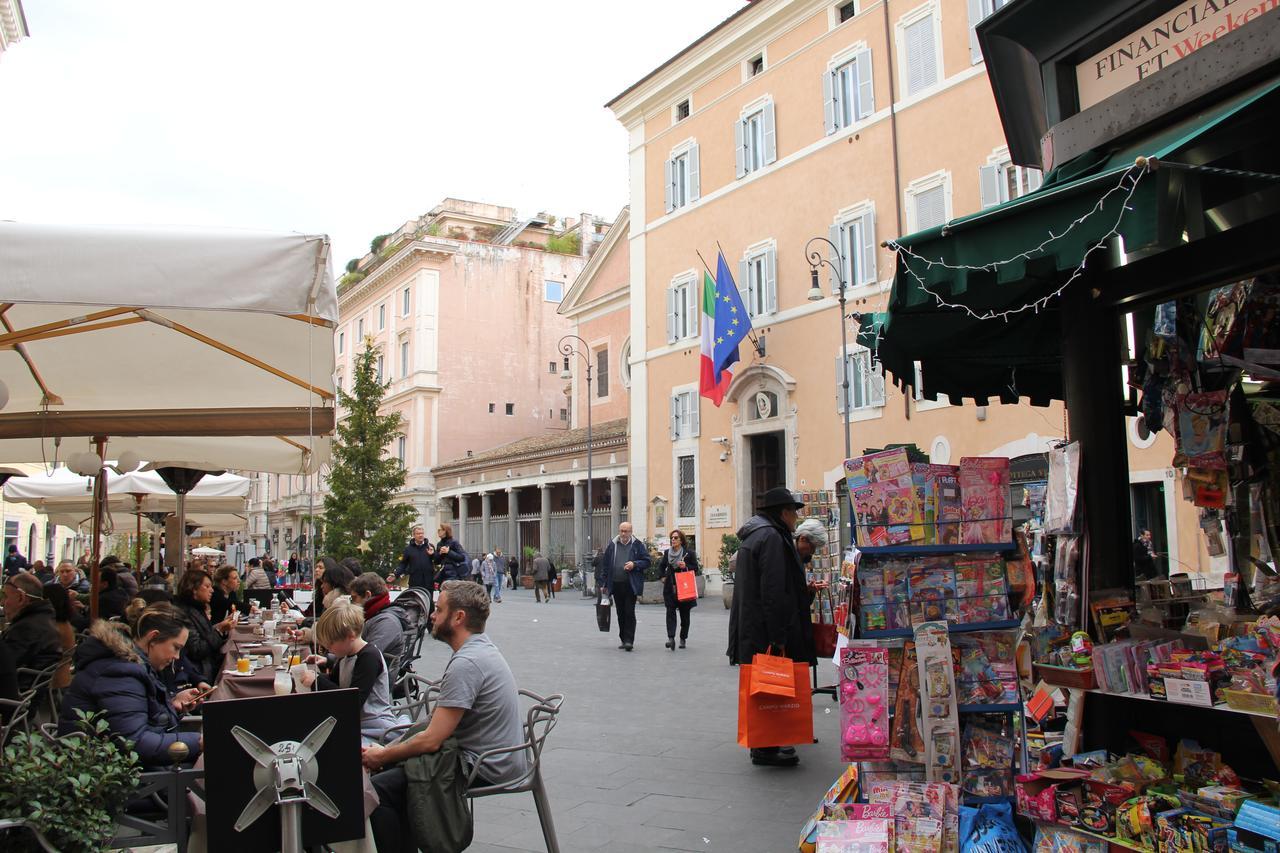 Abagnale Home Montecitorio Rome Bagian luar foto