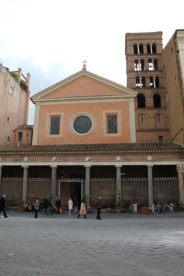 Abagnale Home Montecitorio Rome Bagian luar foto