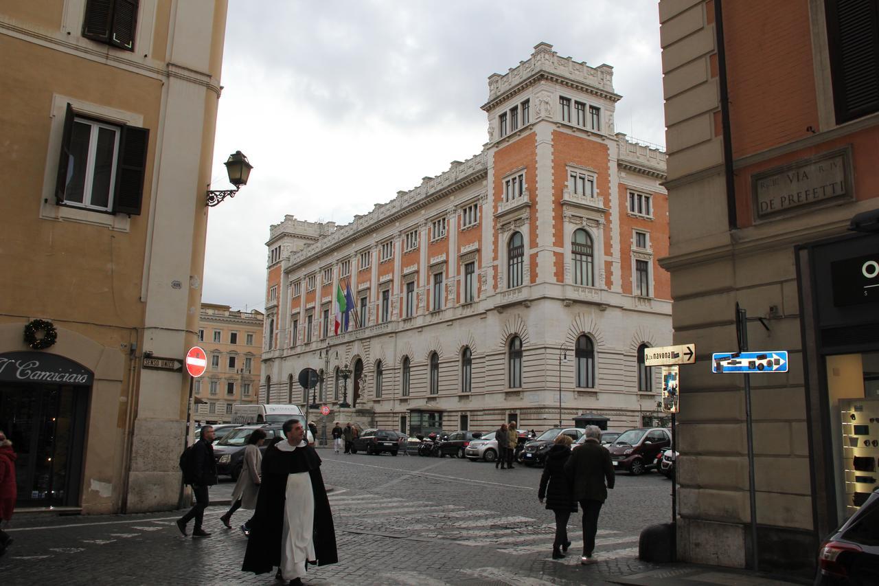 Abagnale Home Montecitorio Rome Bagian luar foto